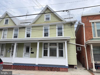 /international/us/18-e-main-street-newville-pa-110107928207/