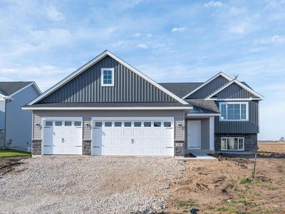 /international/us/938-prestwick-drive-belle-plaine-mn-110107465468/