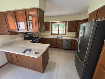 /international/us/806-28th-avenue-sw-willmar-mn-110108693221/