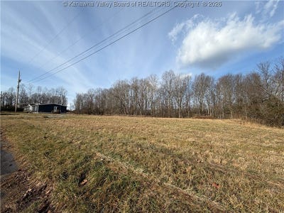 /international/us/waymond-drive-point-pleasant-wv-110105213774/