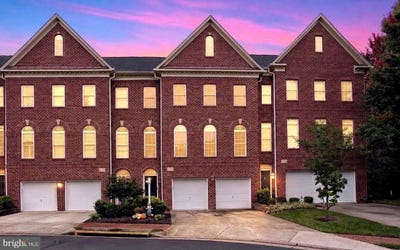 /international/us/20374-fallsway-terrace-sterling-va-110120037746/