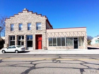 /international/us/1945-lake-ave-pueblo-co-110101397186/