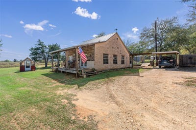 /international/us/268-county-road-476-thrall-tx-110120694747/