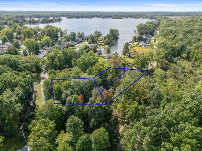 /international/us/v-l-blackfoot-trail-howard-city-mi-110110212518/