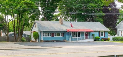 /international/us/5393-post-road-east-greenwich-ri-110100267942/