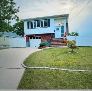 /international/us/12-terrace-view-road-farmingdale-ny-110108581852/