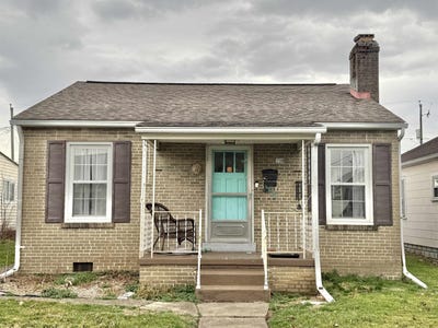 /international/us/233-indiana-street-huntington-wv-110106255057/