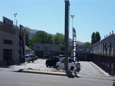 /international/us/1023-yellowstone-ave-pocatello-id-110108143471/