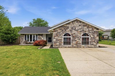 /international/us/322-old-meadows-court-canal-winchester-oh-110108766774/