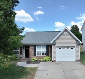 /international/us/3801-bluestem-dr-greensboro-nc-110108253759/