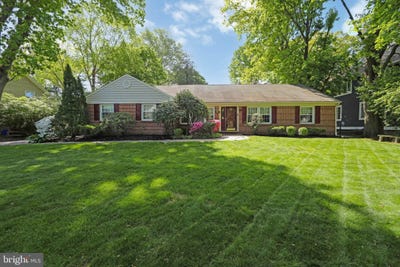 /international/us/444-w-euclid-avenue-haddonfield-nj-110108378881/