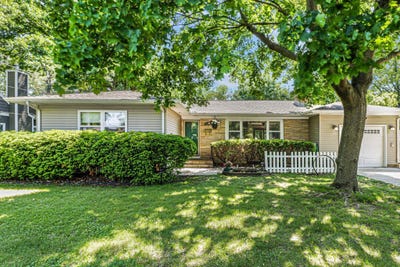 /international/us/7209-north-avenue-middleton-wi-110108297721/