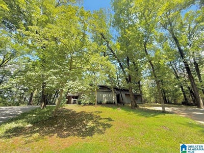 /international/us/4274-old-leeds-road-mountain-brook-al-110100985993/
