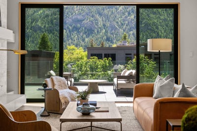 /international/us/460-n-main-st-ketchum-id-110104635490/