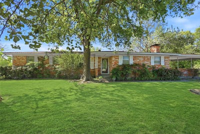 /international/us/619-w-hayes-street-savoy-tx-110107234505/
