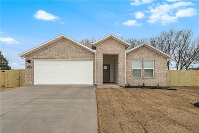 /international/us/583-arizona-street-farmington-ar-110108534426/