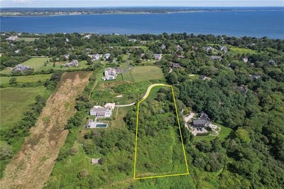 /international/us/100-summerfield-lane-middletown-ri-110106448101/
