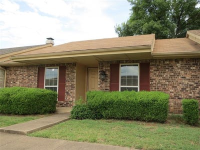/international/us/5-e-townhouse-lane-grand-prairie-tx-110100690030/