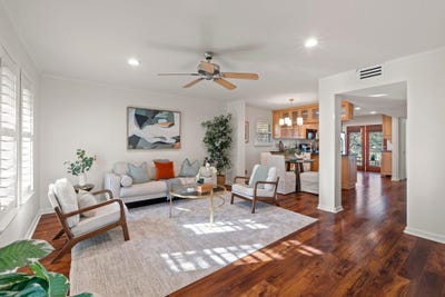 /international/us/3200-maywood-ave-austin-tx-110105853064/