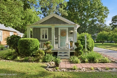 /international/us/410-elliott-street-edenton-nc-110107882985/