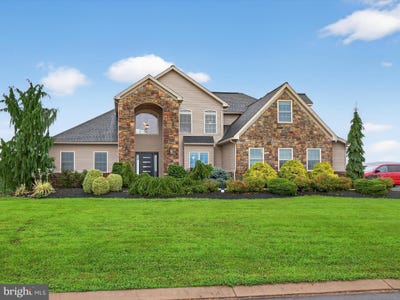 /international/us/13-pheasant-hill-drive-halifax-pa-110100728736/