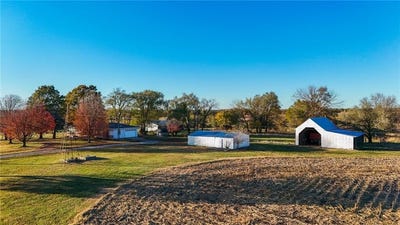 /international/us/2334-n-100-road-wellsville-ks-110100927804/