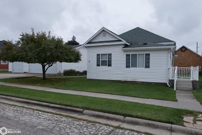 /international/us/108-w-herman-street-woolstock-ia-110119994025/