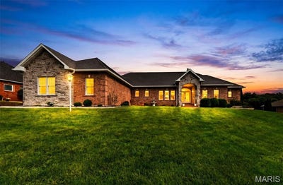 /international/us/823-ridge-road-waterloo-il-110108178565/