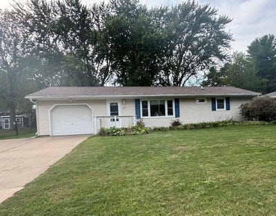 /international/us/1220-perry-street-chippewa-falls-wi-110107820858/