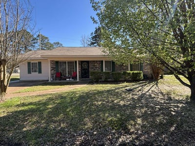 /international/us/1510-vine-st-amory-ms-110106372490/