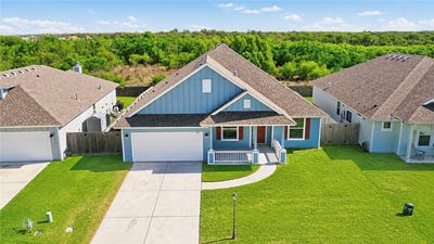 /international/us/157-shady-terrace-rockport-tx-110108077751/
