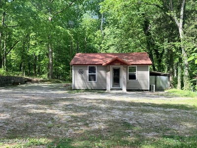 /international/us/133-maxine-nelson-road-parsons-tn-110107506249/