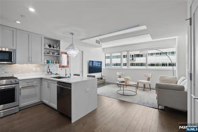 /international/us/800-ave-at-port-imperial-weehawken-nj-110108121457/