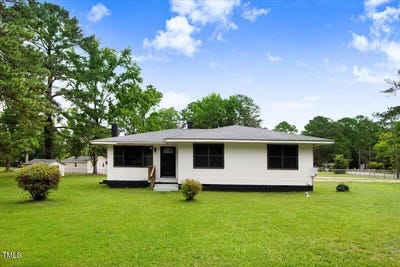 /international/us/325-bell-street-enfield-nc-110100320593/?lang=zh-tw