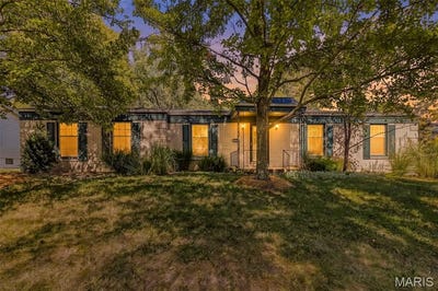 /international/us/1766-seven-pines-drive-st-louis-mn-110120450927/