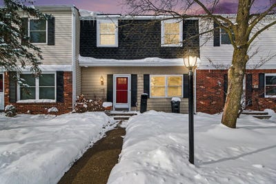 /international/us/1208-lear-court-rochester-hills-mi-110106276024/