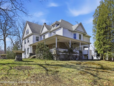 /international/us/294-elmhurst-boulevard-dunmore-pa-110107169229/
