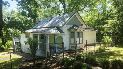 /international/us/506-s-carr-street-galena-mo-110107938086/