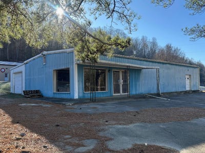 /international/us/1550-brush-creek-road-liberty-ky-110096217895/