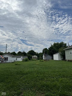 /international/us/218-e-michigan-street-fortville-in-110093656708/?lang=es