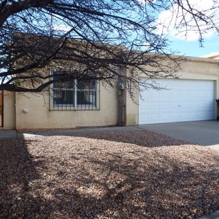 /international/us/6645-ruby-street-ne-albuquerque-nm-110110378992/