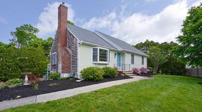 /international/us/3-freshwater-road-harwich-ma-110107728681/