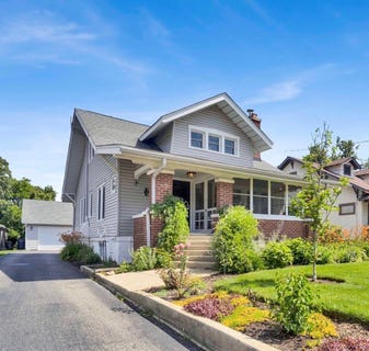 /international/us/410-w-maple-street-lombard-il-110109065180/