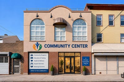 /international/us/14-48-college-point-boulevard-college-point-ny-110120535508/