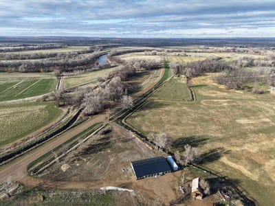 /international/us/144-hinsdale-rd-n-hinsdale-mt-110107452311/