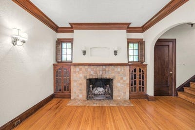 /international/us/2657-zenith-avenue-n-robbinsdale-mn-110119596531/