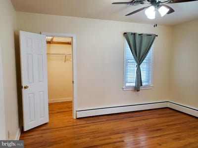 /international/us/216-w-chestnut-street-cleona-pa-110101055197/?lang=en