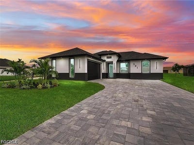 /international/us/321-se-2nd-street-cape-coral-fl-110120767821/
