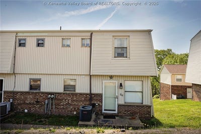 /international/us/123-oakwood-road-charleston-wv-110107611325/