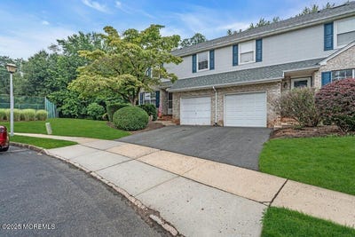 /international/us/28-hawthorn-drive-edison-nj-110101219209/